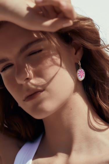 PACK OF CHARM HOOP EARRINGS - Golden by Zara - Image 0