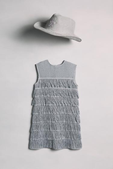 Zara {名称} - {颜色}