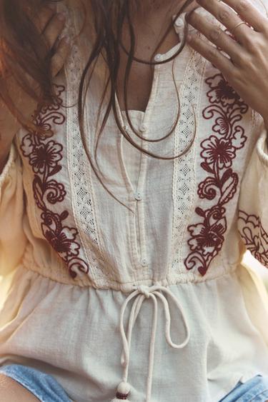 EMBROIDERED DRAWSTRING BLOUSE - Ecru / Maroon by Zara