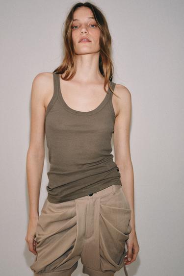 Zara {名称} - {颜色}