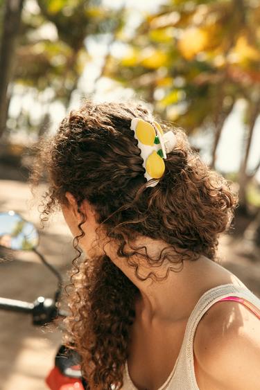 LEMON SHEEPSKIN HAIR CLIP - Ecru by Zara - Image 0