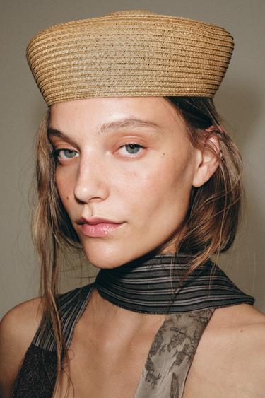 PLAIN SKULLCAP - Light beige by Zara