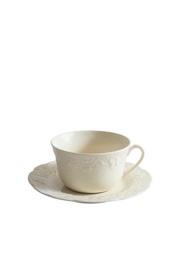 GRAPE PORCELAIN TEACUP AND SAUCER - Cream by Zara