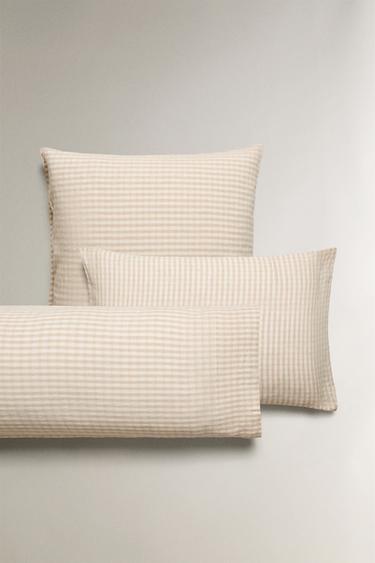 DYED THREAD CHECK PILLOWCASE - Light beige by Zara
