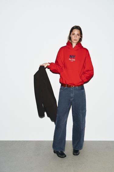 SLOGAN HOODIE - Red by Zara