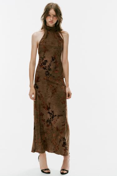 LONG FLOCKED HALTERNECK DRESS WITH FOULARD DETAIL - Toffee by Zara