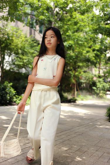 Zara {名称} - {颜色}