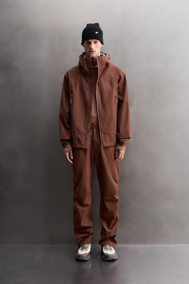 WATERPROOF TECHNICAL SHELL TROUSERS - Brick by Zara