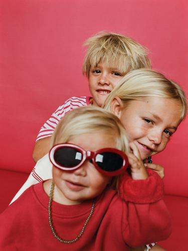 ROUND RESIN SUNGLASSES - Red by Zara