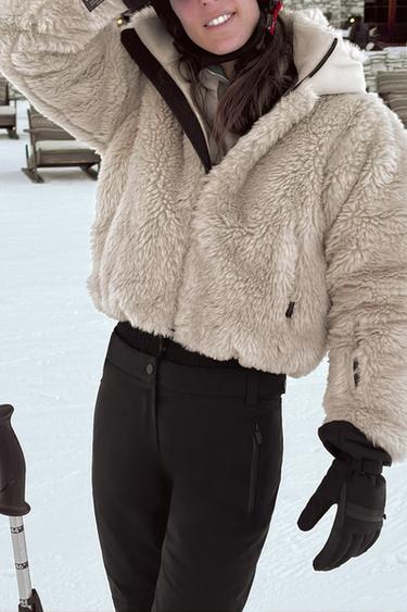 Zara {名称} - {颜色}