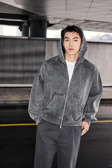 Zara {名称} - {颜色}