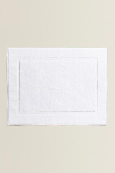 NON-SLIP SOFT TERRY BATH MAT - White by Zara - Image 0