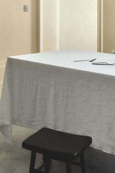 WASHED LINEN TABLECLOTH - White by Zara