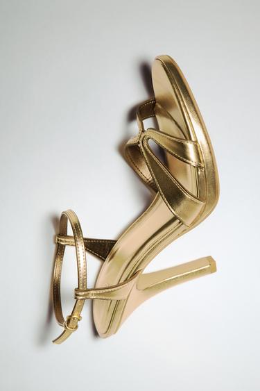 METALLIC-EFFECT HIGH-HEEL SANDALS - Gold by Zara