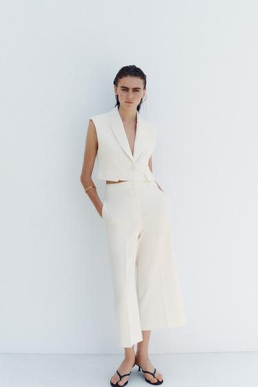 SHORT WAISTCOAT WITH FLAPS - Ecru by Zara