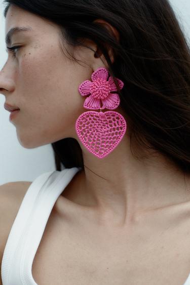 RAFFIA FLOWER AND HEART EARRINGS - Fuchsia by Zara