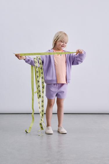 SPORTY EMBOSSED SLOGAN ZIP-UP HOODIE - Mauve by Zara