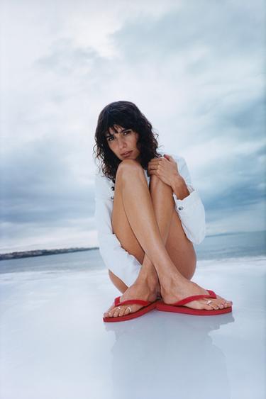 Zara {名称} - {颜色}