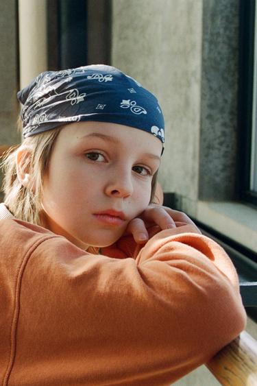 Zara {名称} - {颜色}