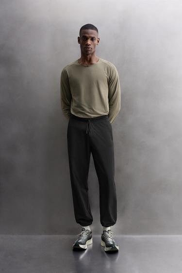 TECHNICAL TRAINING TROUSERS - Black by Zara