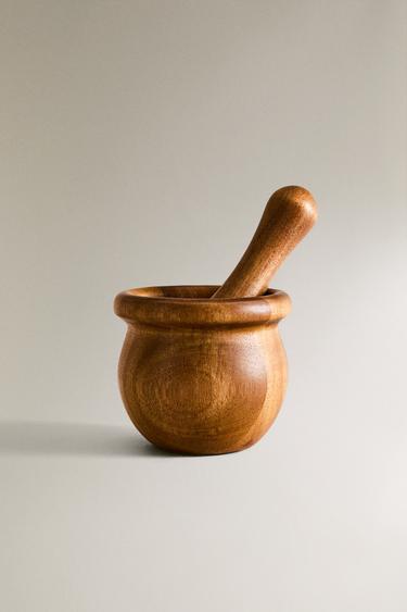 WOODEN PESTLE AND MORTAR - Light beige by Zara - Image 0