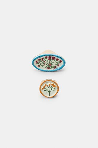 PACK OF 2 GEOMETRIC FLOWER RINGS - Golden by Zara