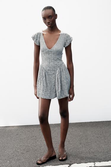 Zara {名称} - {颜色}