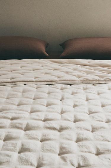 MICROFIBRE QUILT - Light beige by Zara