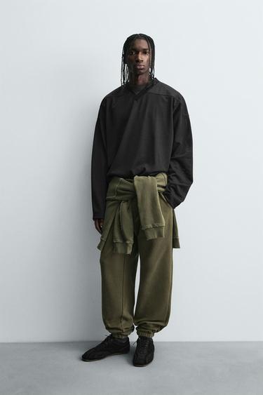 OPEN-TEXTURED T-SHIRT - Black by Zara