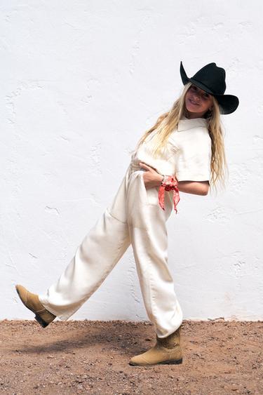 Zara {名称} - {颜色}