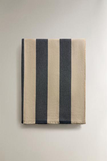 MULTI-PURPOSE STRIPED BLANKET - Blue by Zara