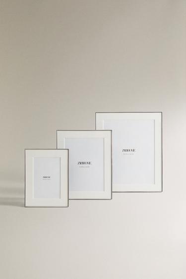 PHOTO FRAME WITH THIN SILVER BORDER - Silver by Zara