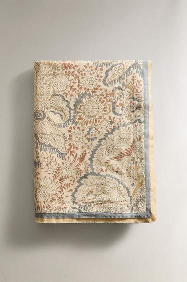 FLORAL AND PAISLEY PRINT TABLECLOTH - Light blue by Zara