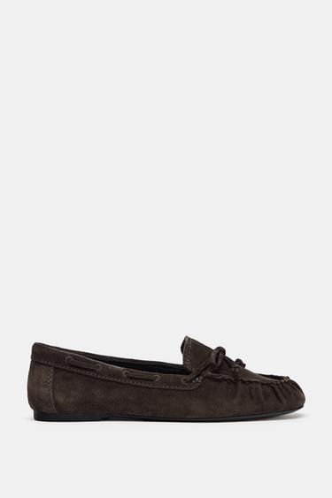 SPLIT SUEDE LOAFERS - Brown by Zara