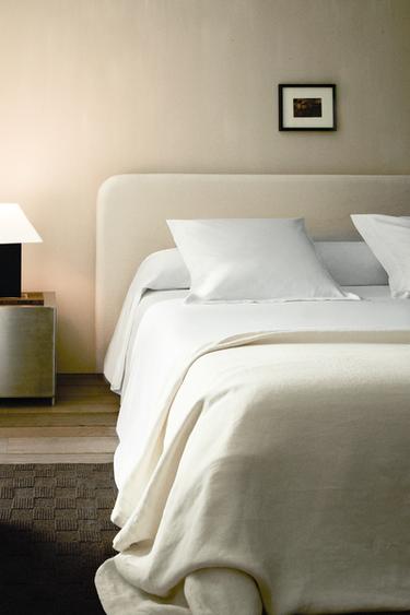 SATEEN DUVET COVER (300 THREAD COUNT) - White by Zara
