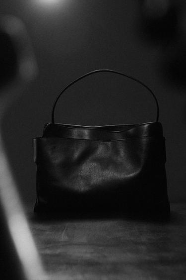 LIMITED EDITION LEATHER TOTE BAG - Black by Zara
