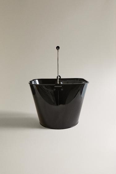 MOP BUCKET AND WRINGER - Black by Zara