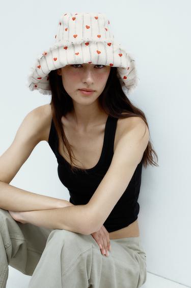 STRIPED BUCKET HAT WITH HEART EMBROIDERY - Ecru by Zara - Image 0
