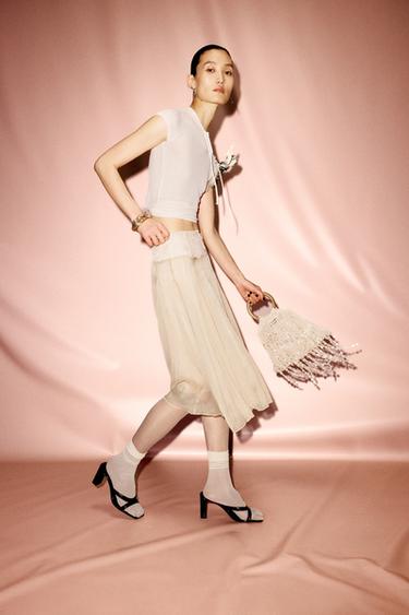 Zara {名称} - {颜色}