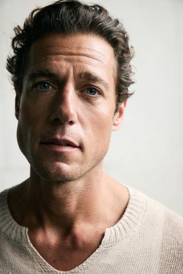 Zara {名称} - {颜色}