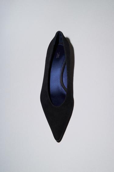 SUEDE KITTEN HEEL SHOES - Black by Zara
