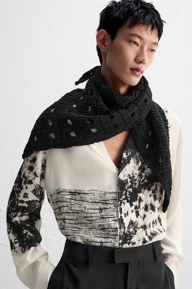 LIMITED EDITION TEXTURED SCARF - Black by Zara - Image 0