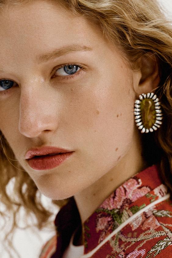 METAL AND RESIN TEXTURED EARRINGS - Silver by Zara - Image 0