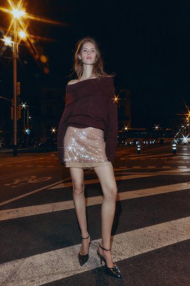 Zara {名称} - {颜色}