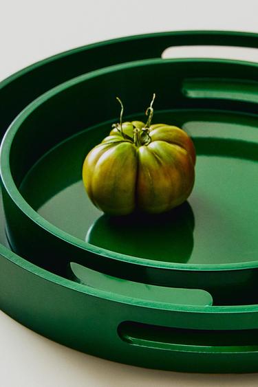 ROUND LACQUERED TRAY - Green by Zara