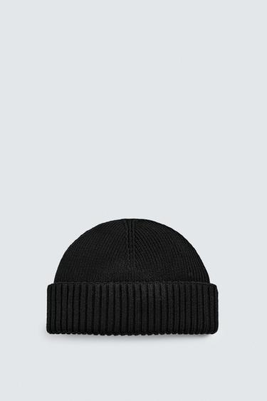 BASIC SHORT BEANIE - Black by Zara