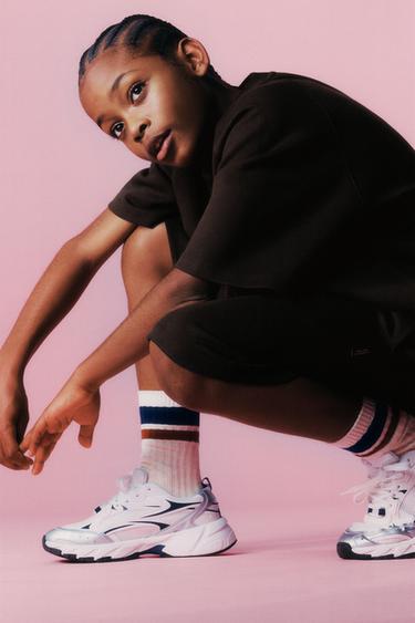 Zara {名称} - {颜色}