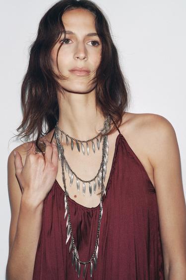 Zara {名称} - {颜色}