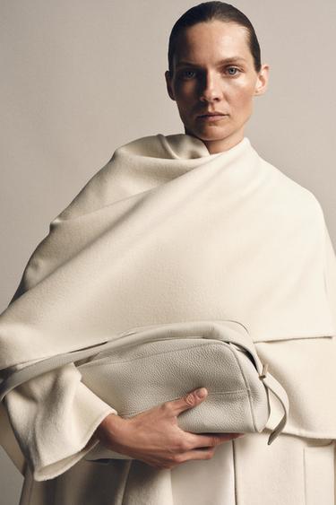 LEATHER SHOULDER BAG - Ecru by Zara