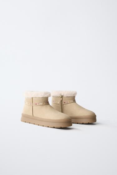 EMBROIDERED BOOTS - Brown by Zara